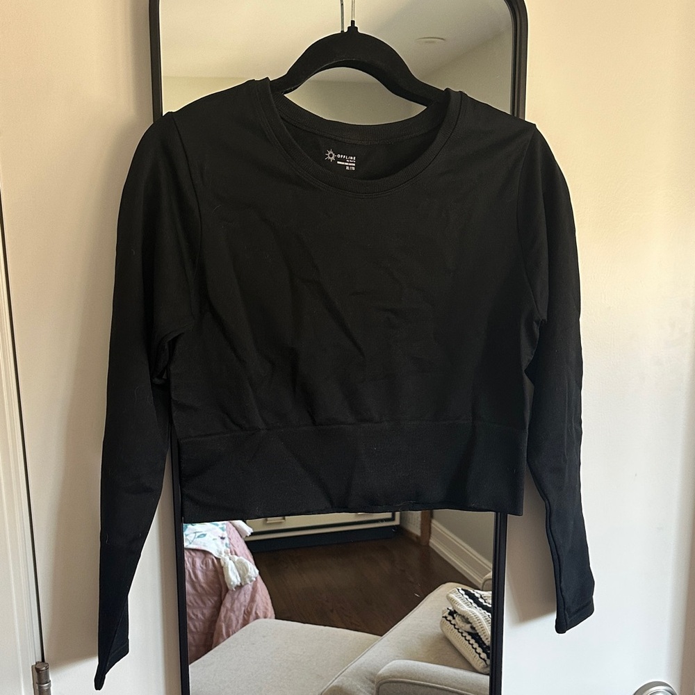 Aerie Black Long Sleeve Crop Top